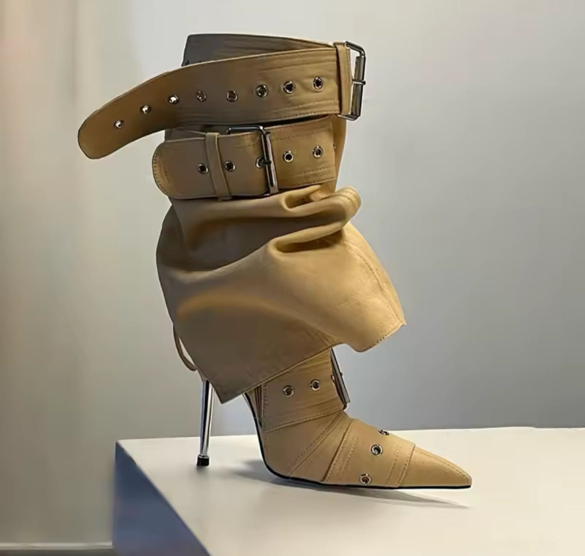 Chic & Curious Heels