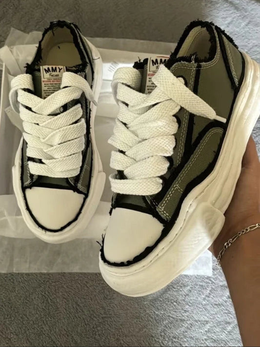 MMY Sneakers Olive