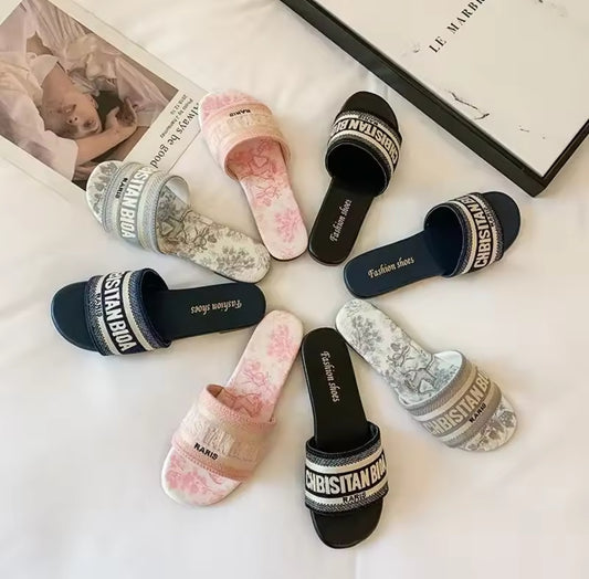 Summer slipper