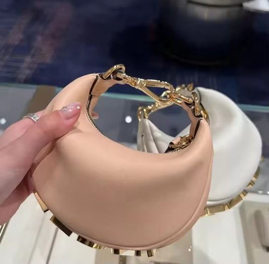 Chic & Curious Bag