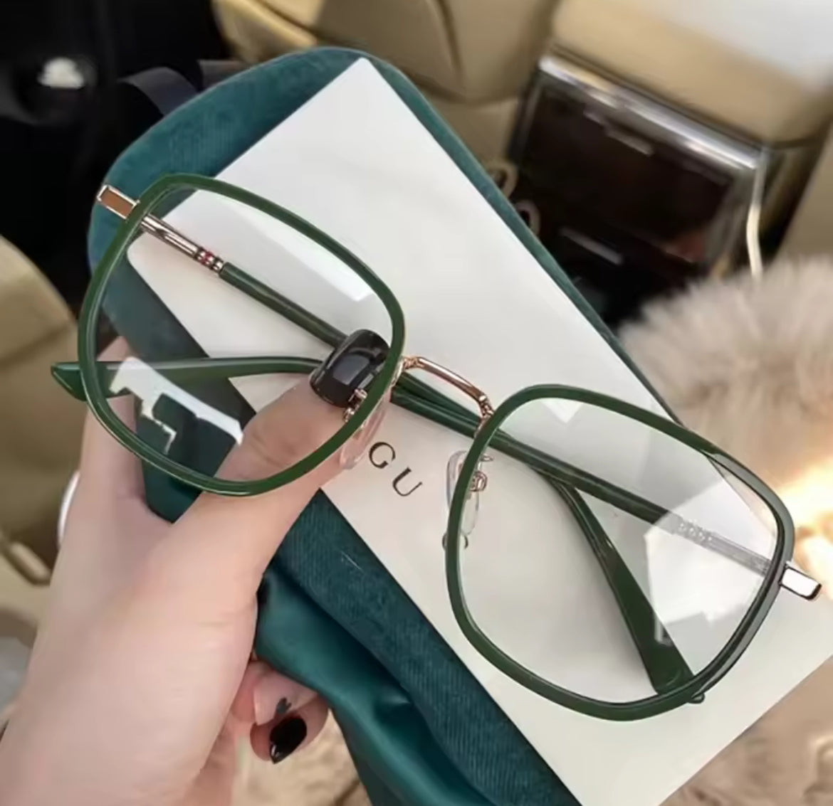 Chic Glasses