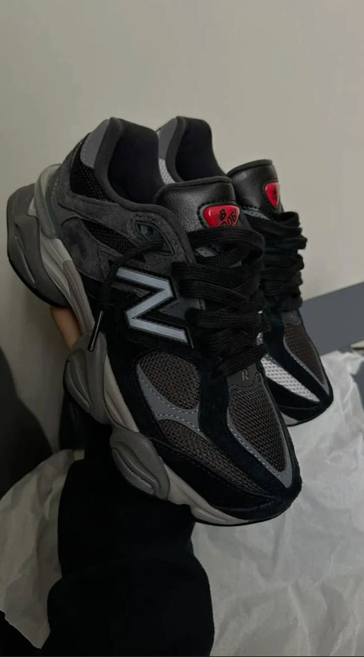New Balance Black
