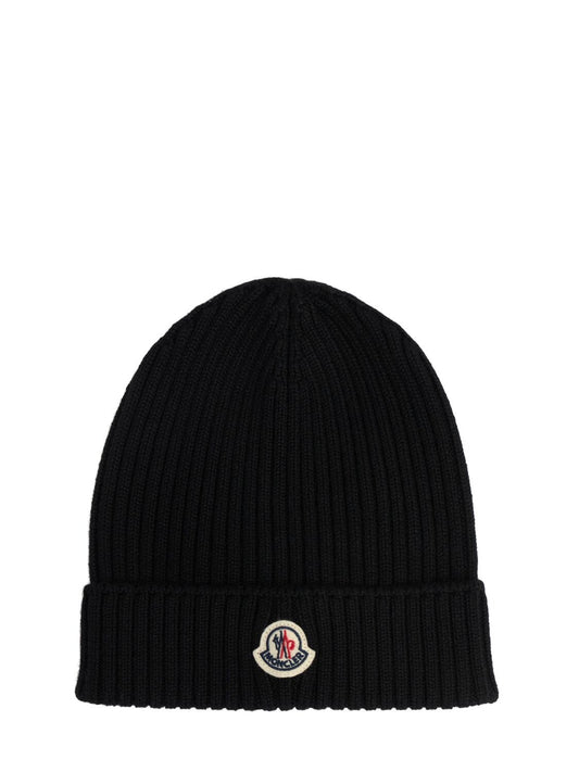 Moncler hat
